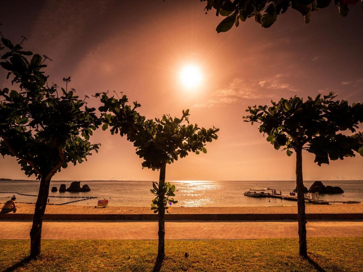 Hotel Sunset American Chatan Bagian luar foto