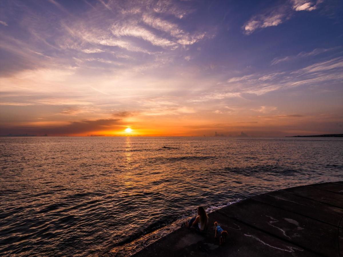 Hotel Sunset American Chatan Bagian luar foto